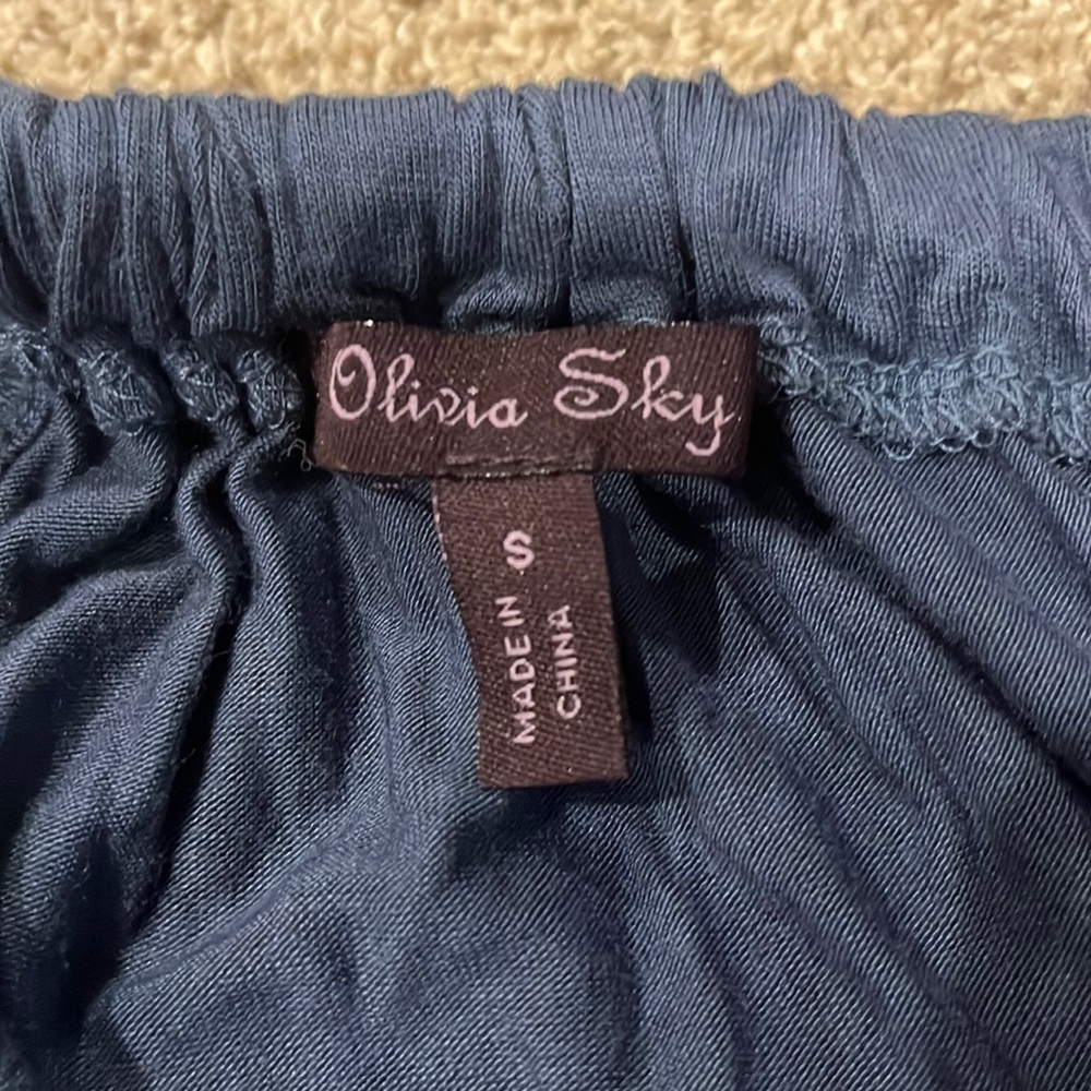 Womens navy blue Olivia sky size small shirt.